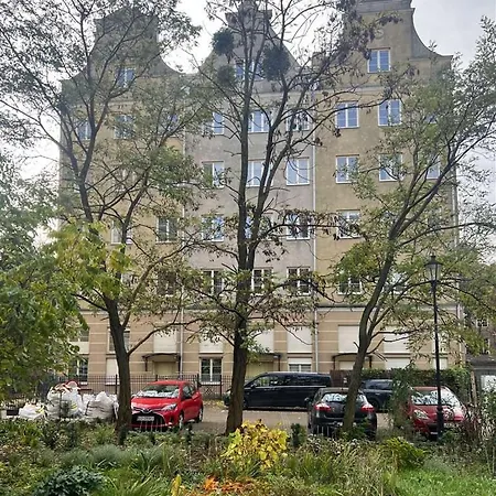 Lägenhet Dwupoziomowe Na Starym Miescie Two-story Old Town Retreat Gdańsk